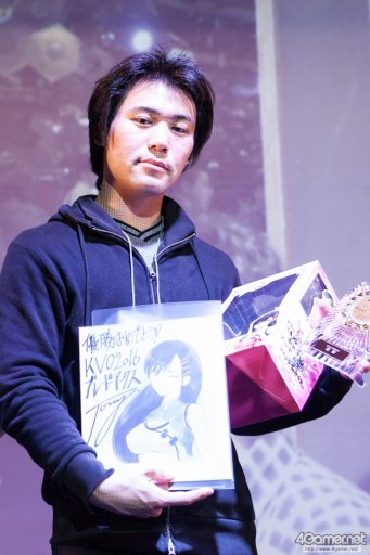 画像ギャラリー No.018のサムネイル画像 / 関西で行われた国内最大規模の格ゲー大会「KVO×TSB2016」フォトレポート。全14種目のトーナメントに1200人が参加