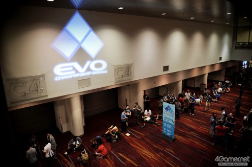画像ギャラリー No.003のサムネイル画像 / ［EVO2016］いよいよ開幕EVO2016。ストV予選をはじめ，6タイトルの予選が行われる初日Twitterまとめ。GGXrdRと鉄拳7FRは準決勝も