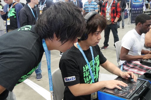 画像ギャラリー No.027のサムネイル画像 / ［EVO2016］いよいよ開幕EVO2016。ストV予選をはじめ，6タイトルの予選が行われる初日Twitterまとめ。GGXrdRと鉄拳7FRは準決勝も