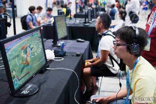 画像ギャラリー No.035のサムネイル画像 / ［EVO2016］いよいよ開幕EVO2016。ストV予選をはじめ，6タイトルの予選が行われる初日Twitterまとめ。GGXrdRと鉄拳7FRは準決勝も