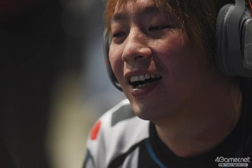 画像ギャラリー No.048のサムネイル画像 / ［EVO2016］いよいよ開幕EVO2016。ストV予選をはじめ，6タイトルの予選が行われる初日Twitterまとめ。GGXrdRと鉄拳7FRは準決勝も