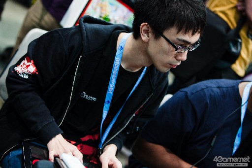 画像ギャラリー No.064のサムネイル画像 / ［EVO2016］いよいよ開幕EVO2016。ストV予選をはじめ，6タイトルの予選が行われる初日Twitterまとめ。GGXrdRと鉄拳7FRは準決勝も