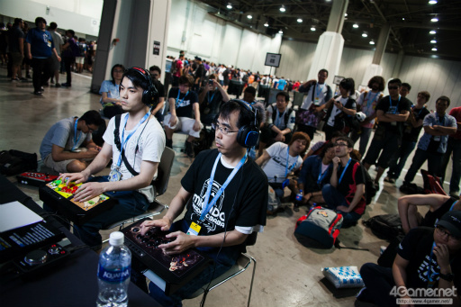 画像ギャラリー No.160のサムネイル画像 / ［EVO2016］いよいよ開幕EVO2016。ストV予選をはじめ，6タイトルの予選が行われる初日Twitterまとめ。GGXrdRと鉄拳7FRは準決勝も