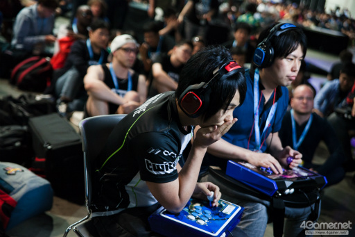 画像ギャラリー No.193のサムネイル画像 / ［EVO2016］いよいよ開幕EVO2016。ストV予選をはじめ，6タイトルの予選が行われる初日Twitterまとめ。GGXrdRと鉄拳7FRは準決勝も
