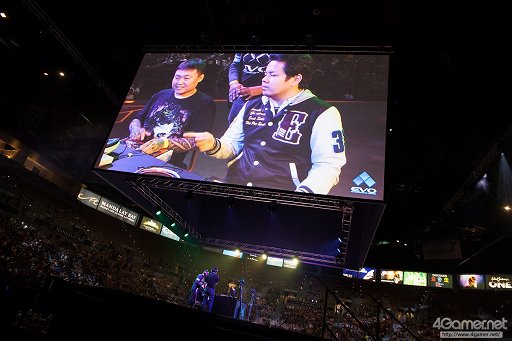 画像ギャラリー No.052のサムネイル画像 / ［EVO2016］「GGXrdR」部門，優勝はまちゃぼー選手。「ストV」では韓国Infiltration選手が栄冠を手にしたEVO2016最終日，現地レポートまとめ