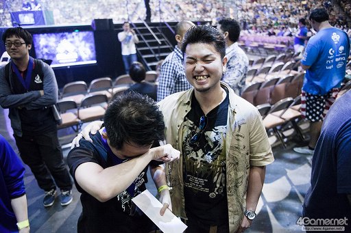 画像ギャラリー No.069のサムネイル画像 / ［EVO2016］「GGXrdR」部門，優勝はまちゃぼー選手。「ストV」では韓国Infiltration選手が栄冠を手にしたEVO2016最終日，現地レポートまとめ