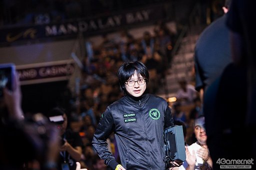 画像ギャラリー No.084のサムネイル画像 / ［EVO2016］「GGXrdR」部門，優勝はまちゃぼー選手。「ストV」では韓国Infiltration選手が栄冠を手にしたEVO2016最終日，現地レポートまとめ