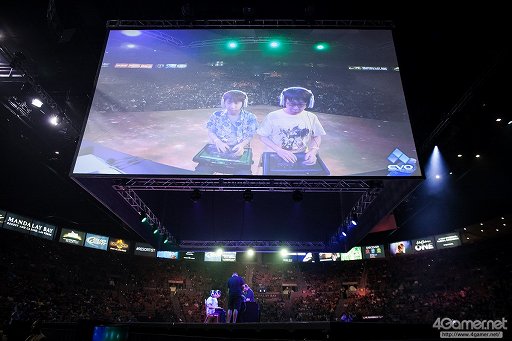 画像ギャラリー No.107のサムネイル画像 / ［EVO2016］「GGXrdR」部門，優勝はまちゃぼー選手。「ストV」では韓国Infiltration選手が栄冠を手にしたEVO2016最終日，現地レポートまとめ