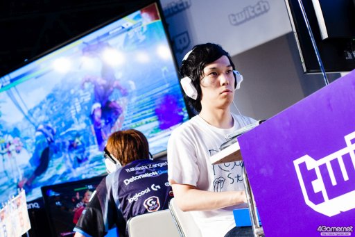画像ギャラリー No.023のサムネイル画像 / TGS 2016に世界の強豪が集結。「ストV」CAPCOM Pro Tourプレミア大会「JAPAN CUP」フォトレポート。優勝・GamerBee選手のミニインタビューも