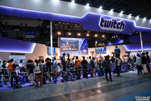 画像ギャラリー No.025のサムネイル画像 / TGS 2016に世界の強豪が集結。「ストV」CAPCOM Pro Tourプレミア大会「JAPAN CUP」フォトレポート。優勝・GamerBee選手のミニインタビューも
