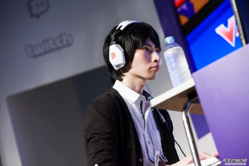 画像ギャラリー No.050のサムネイル画像 / TGS 2016に世界の強豪が集結。「ストV」CAPCOM Pro Tourプレミア大会「JAPAN CUP」フォトレポート。優勝・GamerBee選手のミニインタビューも