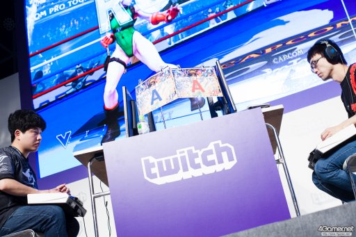 画像ギャラリー No.052のサムネイル画像 / TGS 2016に世界の強豪が集結。「ストV」CAPCOM Pro Tourプレミア大会「JAPAN CUP」フォトレポート。優勝・GamerBee選手のミニインタビューも