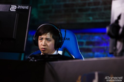 画像ギャラリー No.010のサムネイル画像 / 大波乱となった「Capcom Cup 2016」Day1現地レポートまとめ。6人の日本人選手がTOP8進出。優勝候補・Infiltration，ときど，ウメハラ選手らは敗退へ