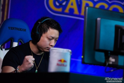 画像ギャラリー No.014のサムネイル画像 / 大波乱となった「Capcom Cup 2016」Day1現地レポートまとめ。6人の日本人選手がTOP8進出。優勝候補・Infiltration，ときど，ウメハラ選手らは敗退へ