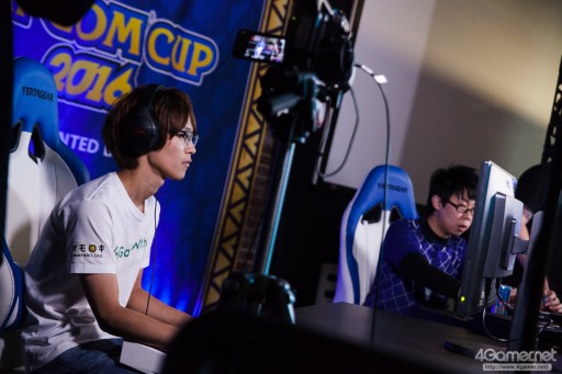 画像ギャラリー No.038のサムネイル画像 / 大波乱となった「Capcom Cup 2016」Day1現地レポートまとめ。6人の日本人選手がTOP8進出。優勝候補・Infiltration，ときど，ウメハラ選手らは敗退へ