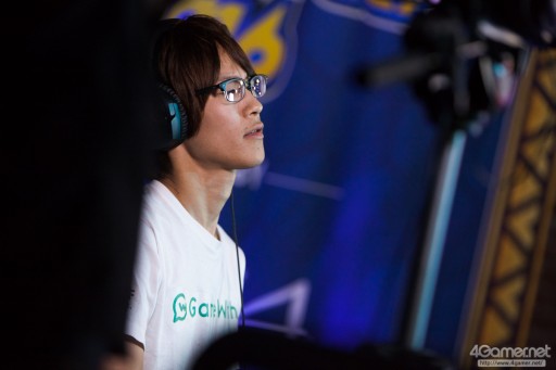 画像ギャラリー No.039のサムネイル画像 / 大波乱となった「Capcom Cup 2016」Day1現地レポートまとめ。6人の日本人選手がTOP8進出。優勝候補・Infiltration，ときど，ウメハラ選手らは敗退へ