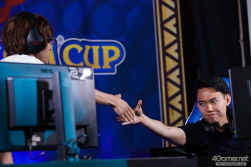 画像ギャラリー No.059のサムネイル画像 / 大波乱となった「Capcom Cup 2016」Day1現地レポートまとめ。6人の日本人選手がTOP8進出。優勝候補・Infiltration，ときど，ウメハラ選手らは敗退へ