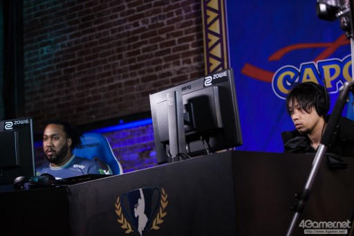 画像ギャラリー No.069のサムネイル画像 / 大波乱となった「Capcom Cup 2016」Day1現地レポートまとめ。6人の日本人選手がTOP8進出。優勝候補・Infiltration，ときど，ウメハラ選手らは敗退へ