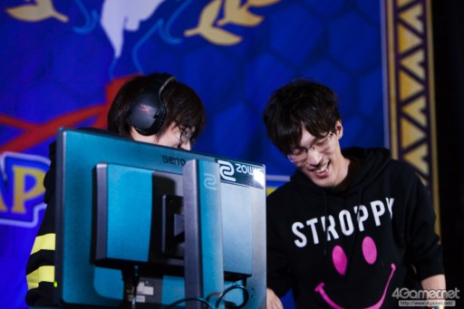 画像ギャラリー No.097のサムネイル画像 / 大波乱となった「Capcom Cup 2016」Day1現地レポートまとめ。6人の日本人選手がTOP8進出。優勝候補・Infiltration，ときど，ウメハラ選手らは敗退へ