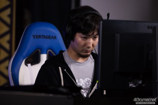 画像ギャラリー No.098のサムネイル画像 / 大波乱となった「Capcom Cup 2016」Day1現地レポートまとめ。6人の日本人選手がTOP8進出。優勝候補・Infiltration，ときど，ウメハラ選手らは敗退へ