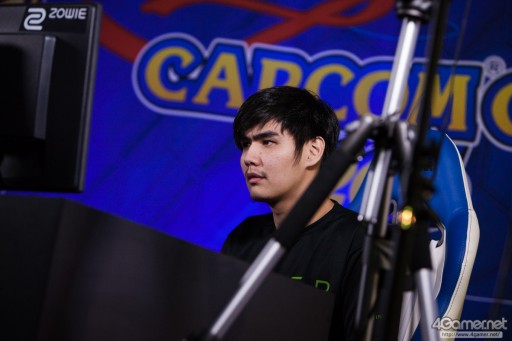 画像ギャラリー No.106のサムネイル画像 / 大波乱となった「Capcom Cup 2016」Day1現地レポートまとめ。6人の日本人選手がTOP8進出。優勝候補・Infiltration，ときど，ウメハラ選手らは敗退へ