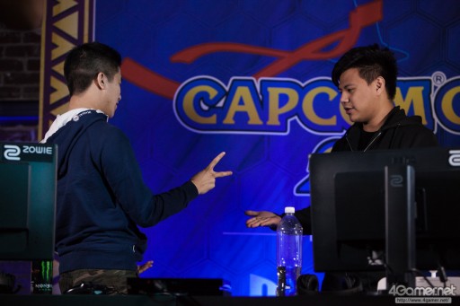 画像ギャラリー No.113のサムネイル画像 / 大波乱となった「Capcom Cup 2016」Day1現地レポートまとめ。6人の日本人選手がTOP8進出。優勝候補・Infiltration，ときど，ウメハラ選手らは敗退へ