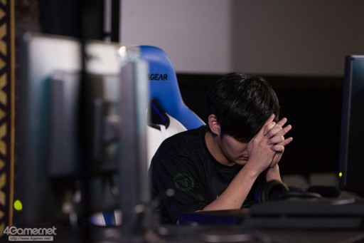 画像ギャラリー No.142のサムネイル画像 / 大波乱となった「Capcom Cup 2016」Day1現地レポートまとめ。6人の日本人選手がTOP8進出。優勝候補・Infiltration，ときど，ウメハラ選手らは敗退へ