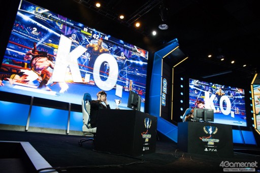 画像ギャラリー No.033のサムネイル画像 / 「ストリートファイターV」世界王者が決定した，「Capcom Cup 2016」Day2現地レポートまとめ。初のアメリカ人チャンプが誕生