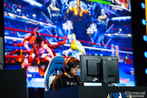 画像ギャラリー No.034のサムネイル画像 / 「ストリートファイターV」世界王者が決定した，「Capcom Cup 2016」Day2現地レポートまとめ。初のアメリカ人チャンプが誕生