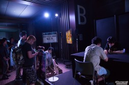 画像ギャラリー No.006のサムネイル画像 / CyberZのe-Sportsイベント「RAGE Vol.4 GRAND FINALS」，「ストリートファイターV」部門フォトレポート。優勝はふ〜ど選手の手に
