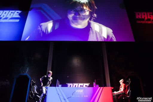 画像ギャラリー No.015のサムネイル画像 / CyberZのe-Sportsイベント「RAGE Vol.4 GRAND FINALS」，「ストリートファイターV」部門フォトレポート。優勝はふ〜ど選手の手に