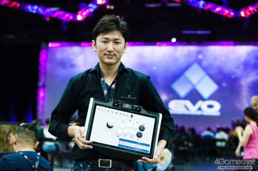 画像ギャラリー No.011のサムネイル画像 / ［EVO2017］本日EVO2017開幕。「ストV」など7タイトルの予選が行われる初日Twitterまとめ。「KOF XIV」は決勝戦まで