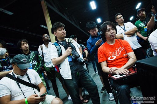 画像ギャラリー No.021のサムネイル画像 / ［EVO2017］本日EVO2017開幕。「ストV」など7タイトルの予選が行われる初日Twitterまとめ。「KOF XIV」は決勝戦まで