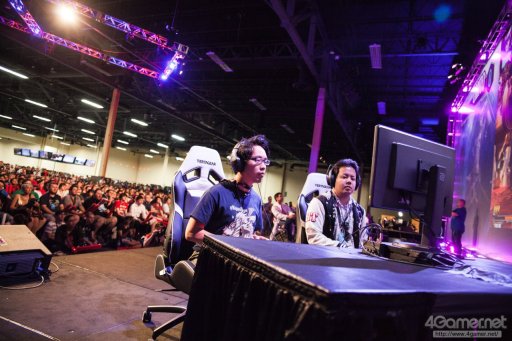 画像ギャラリー No.046のサムネイル画像 / ［EVO2017］「GGXrd R2」など3タイトルの優勝者が決定した2日目Twitterまとめ。「ストV」や「BBCF」では最終日への生き残りをかけた激戦が続いた