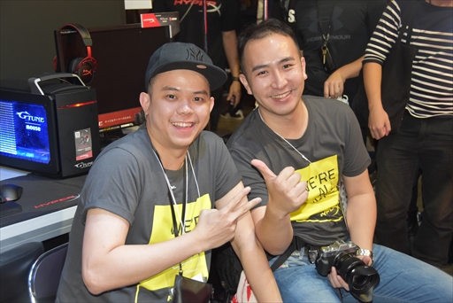画像ギャラリー No.008のサムネイル画像 / ［TGS 2017］ウメハラ選手とときど選手のエキシビションマッチも実現！　HyperXブース「ストV」イベントレポート