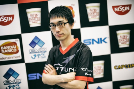 画像ギャラリー No.003のサムネイル画像 / ［EVO Japan］「ストV」「GUILTY GEAR Xrd」「鉄拳7」のファイナリスト達に，決勝への意気込みを聞いてみた