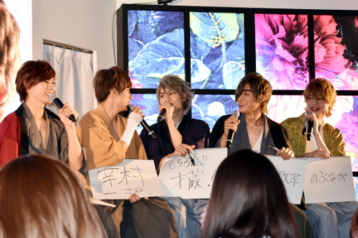 画像ギャラリー No.010のサムネイル画像 / ［TGS 2016］ボルテージブースに戦国武将が集結。舞台「天下統一恋の乱 Love Ballad〜序章〜」キャストトークショーの模様をお届け