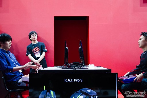 画像ギャラリー No.014のサムネイル画像 / ［TGS 2015］世界大会へのチケットはだしお選手の手に！ 超ハイレベルな戦いが展開された「ウルトラストリートファイターIV 日本大会」Twitter実況まとめ