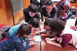 画像ギャラリー No.005のサムネイル画像 / 「SimCity BuildIt」を用いた小学生向けワークショップが開催。有楽町線が延伸された未来の足立区を子供達が考えた