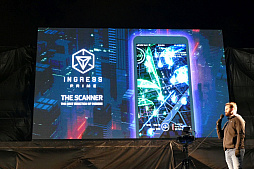 画像ギャラリー No.041のサムネイル画像 / 3000人以上の「Ingress」エージェントが参加登録。“世界初のAR舞台挨拶”が行われた公式イベント「Mission Day Fukuoka」と「XM Festival Fukuoka」の模様をレポート