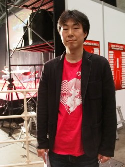 画像ギャラリー No.001のサムネイル画像 / 格ゲー大会で盛り上がった闘会議2015のアーケードブース。三世村正が参戦した「ニトロプラス ブラスターズ」のロケテストも大盛況