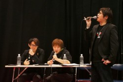 画像ギャラリー No.013のサムネイル画像 / 格ゲー大会で盛り上がった闘会議2015のアーケードブース。三世村正が参戦した「ニトロプラス ブラスターズ」のロケテストも大盛況