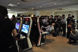 画像ギャラリー No.004のサムネイル画像 / エクサム格ゲーの祭典「エクサムカップ2017」レポート。「アルカナハート3 LM SSS!!!!!!」の家庭用移植プロジェクトの告知も