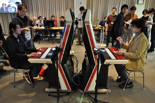 画像ギャラリー No.014のサムネイル画像 / エクサム格ゲーの祭典「エクサムカップ2017」レポート。「アルカナハート3 LM SSS!!!!!!」の家庭用移植プロジェクトの告知も