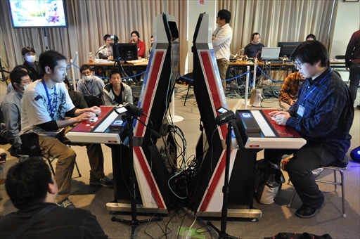 画像ギャラリー No.044のサムネイル画像 / エクサム格ゲーの祭典「エクサムカップ2017」レポート。「アルカナハート3 LM SSS!!!!!!」の家庭用移植プロジェクトの告知も