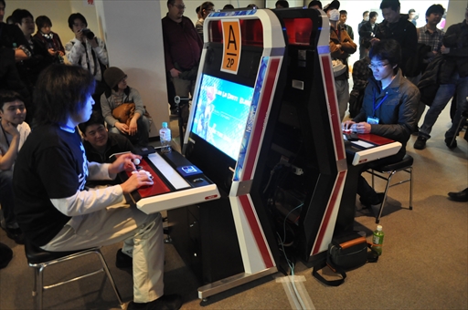画像ギャラリー No.050のサムネイル画像 / エクサム格ゲーの祭典「エクサムカップ2017」レポート。「アルカナハート3 LM SSS!!!!!!」の家庭用移植プロジェクトの告知も