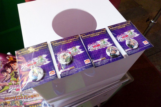 画像ギャラリー No.007のサムネイル画像 / ［TGS 2015］「ジョジョの奇妙な冒険　アイズオブヘブン」をプレイレポート。体験版をプレイして岸部露伴先生のバッジを入手しよう
