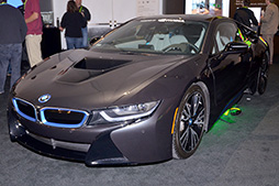 画像ギャラリー No.014のサムネイル画像 / ［GTC 2015］Unreal Engineで車の自動運転が上達する？ 自動運転車からクアッドコプターまで話題が広がったGTC 2015のNVIDIAブースレポート