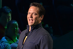 画像ギャラリー No.002のサムネイル画像 / ［E3 2015］「Xbox E3 2015 briefing」詳報（後編）：新型Ford GTの実車登場に会場大興奮の「Forza 6」。Tomb Raider新作の高画質ムービーも掲載
