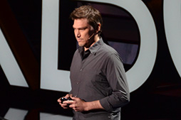 画像ギャラリー No.027のサムネイル画像 / ［E3 2015］「Xbox E3 2015 briefing」詳報（後編）：新型Ford GTの実車登場に会場大興奮の「Forza 6」。Tomb Raider新作の高画質ムービーも掲載
